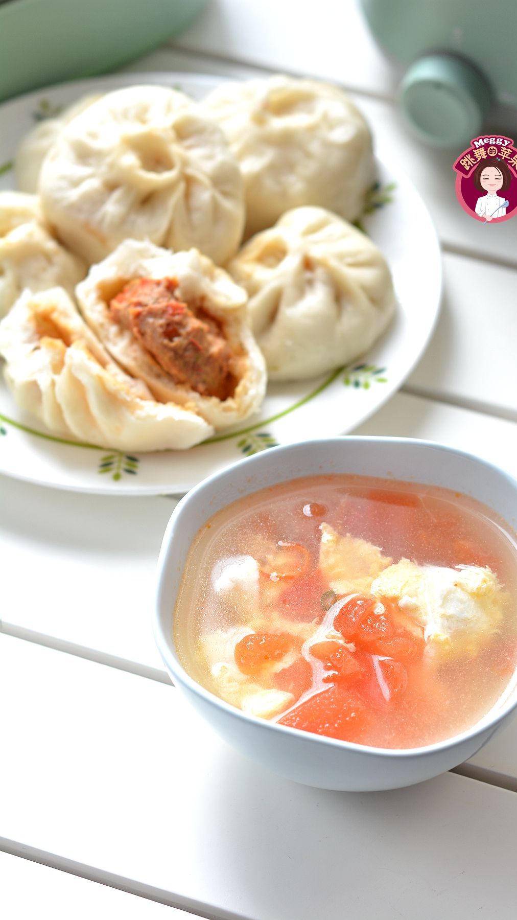 吃过牛肉辣椒包子吗?赶快尝尝,肉嫩馅香辣,真过瘾