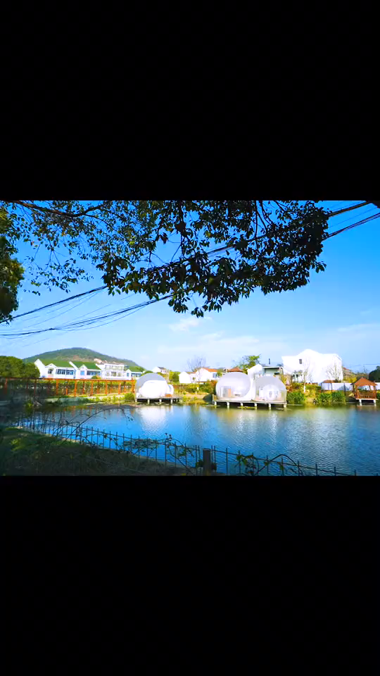 全无锡最美的民宿,360透明泡泡屋,躺着床上就能看见星空!-度小视