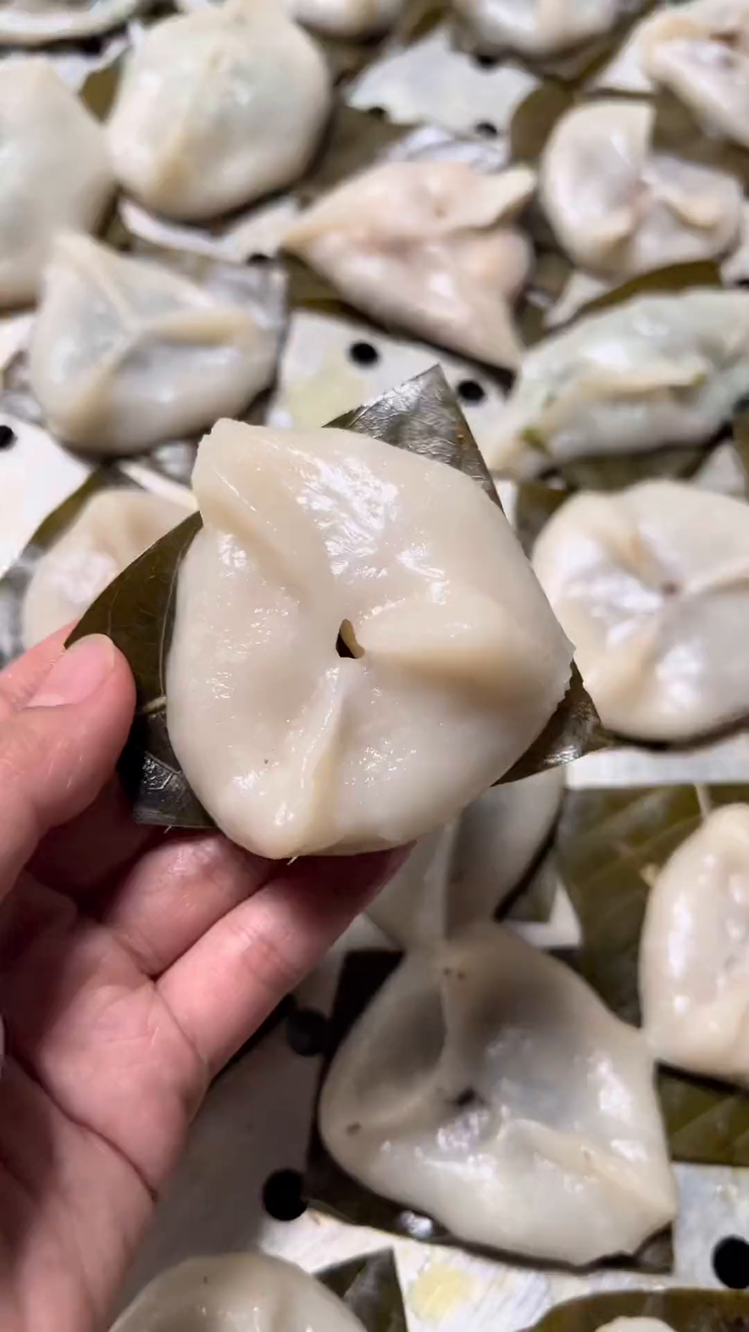 云南人包的三角粑粑,就喜欢这种糯唧唧的美食～-度小视
