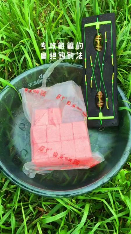 在水库钓鲢鳙,扁担钩的钓法找不到对手?大家怎么看?-度小视