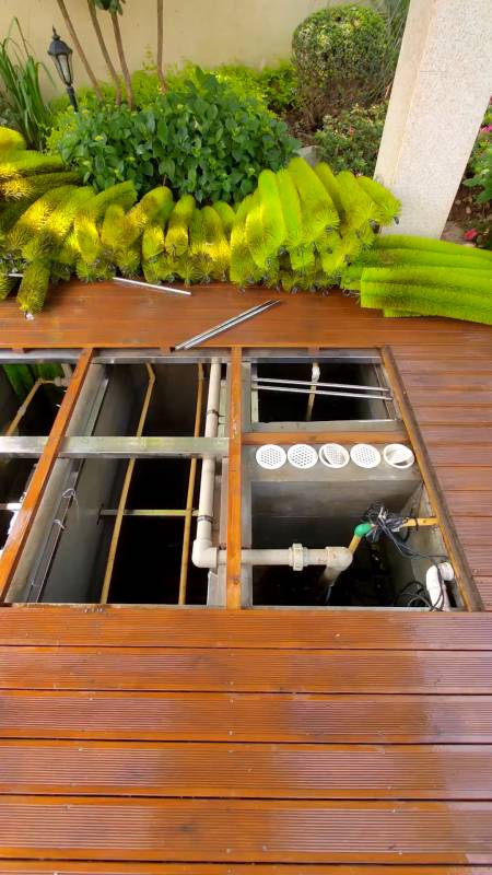 定期清理木平台下的净化仓,保持鱼池干净整洁无异味-度小视