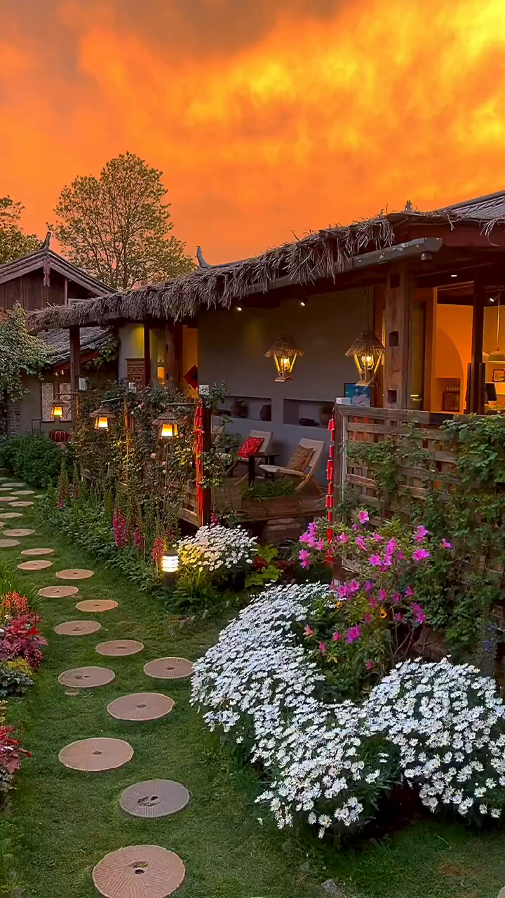 云南丽江的神仙民宿束河古镇墨竹瓦舍客栈