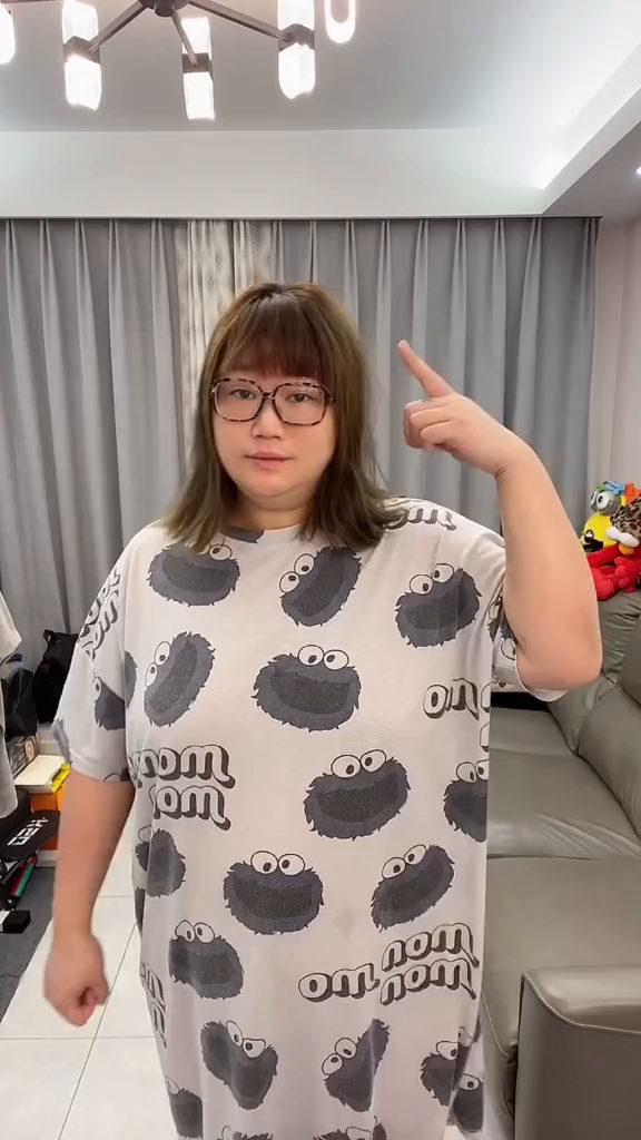 200斤胖女孩小胖娃变装记200斤胖女孩虽然不好看