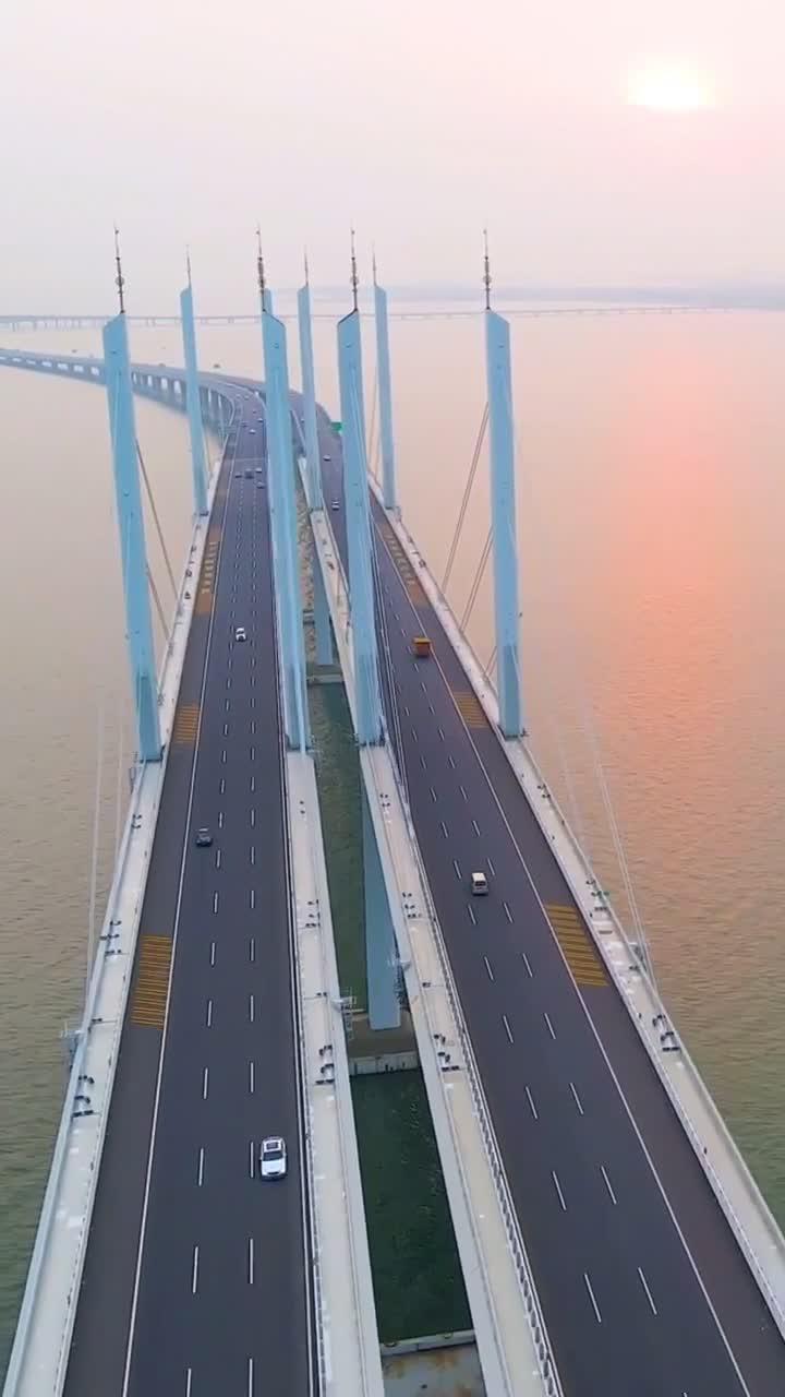 实拍青岛胶州湾跨海大桥排名世界第二向伟大建设者致敬