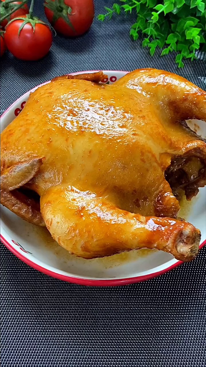 不加一滴水的电饭煲焖鸡,孩子超喜欢-度小视