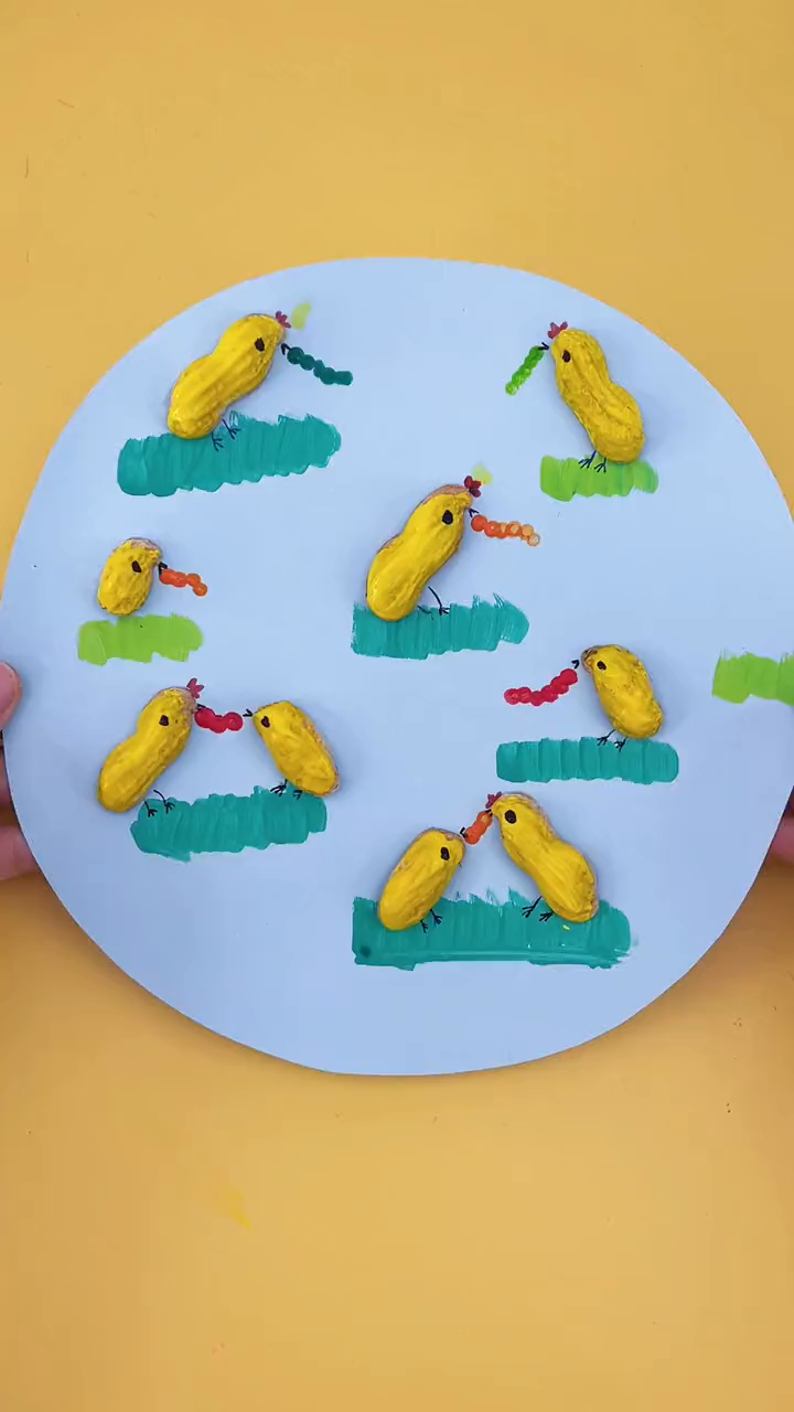 吃完的花生壳不要扔,留着做可爱的小黄鸡幼儿手工-度小视