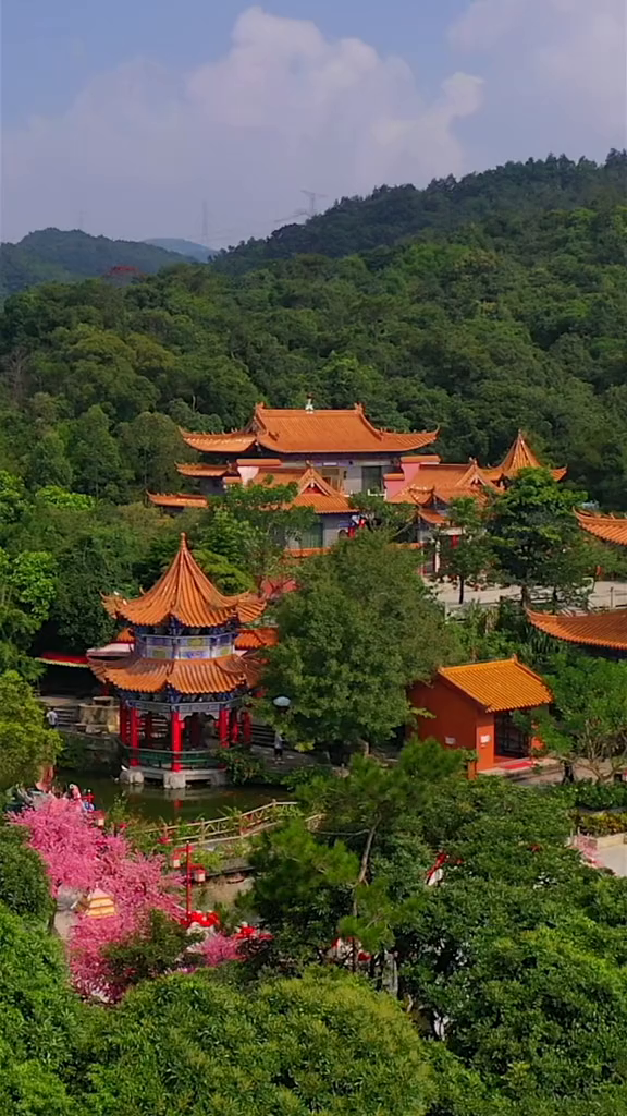 中山周边游东莞观音山旅游风景区一人上山