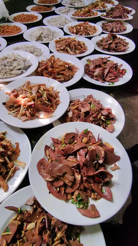 农村大席凉菜舌尖上的美食农村生活乡土风情乡村守护人-度小视