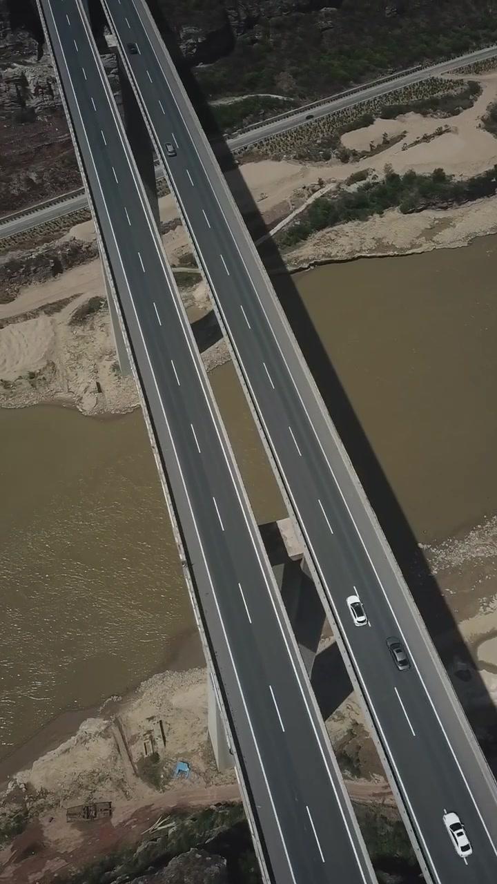 壮观的山西黄河大桥气势磅礴