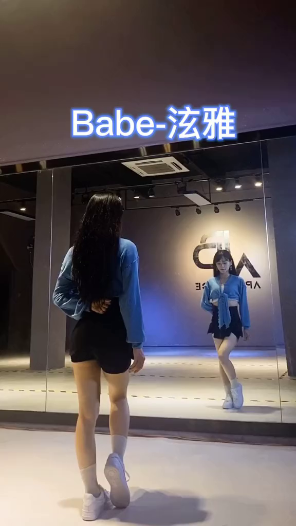 babe泫雅一天要吃几顿才能有姐姐那般美丽?