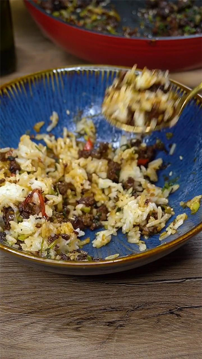 免治牛肉饭一直是我心目中的招牌饭