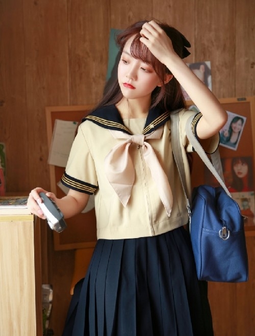 宋千渝何静十年的爱意