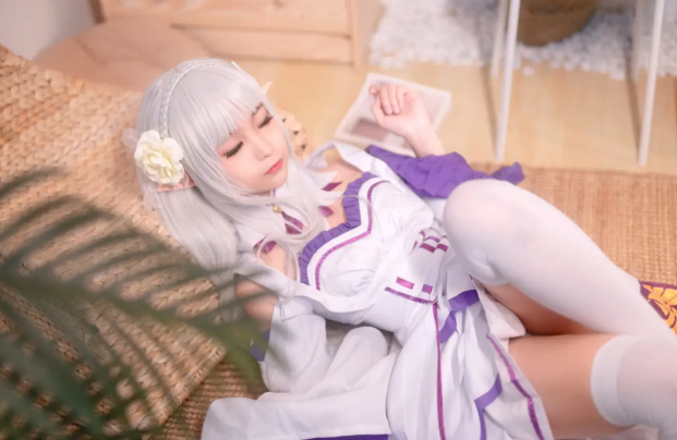 蠢沫沫 NO.004 艾米利亚:魅力与神秘并存!插图3 蠢沫沫 NO.004 艾米利亚:魅力与神秘并存!插图3