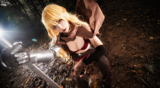 %title插图%num角色扮演女神与可爱的Momoko葵葵相遇:Cosplay崛起的新星 %title插图%num角色扮演女神与可爱的Momoko葵葵相遇:Cosplay崛起的新星
