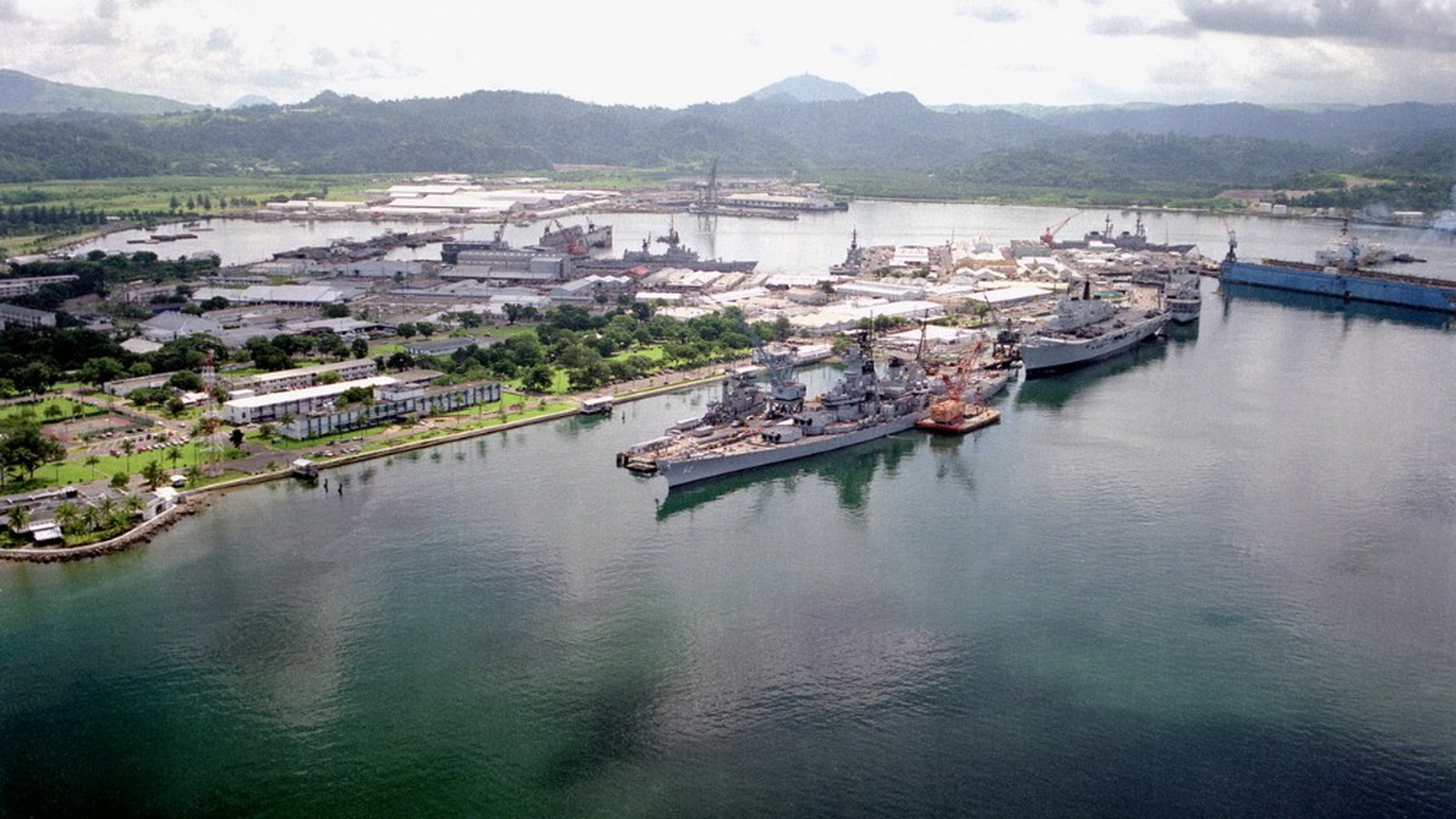 菲律宾政府公布新增的4个美军基地位置,距我国最近几百公里