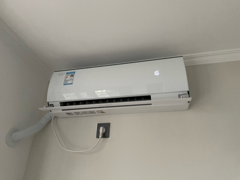 格力云轩大一匹空调值得买吗?经验:智能实用,时尚美观