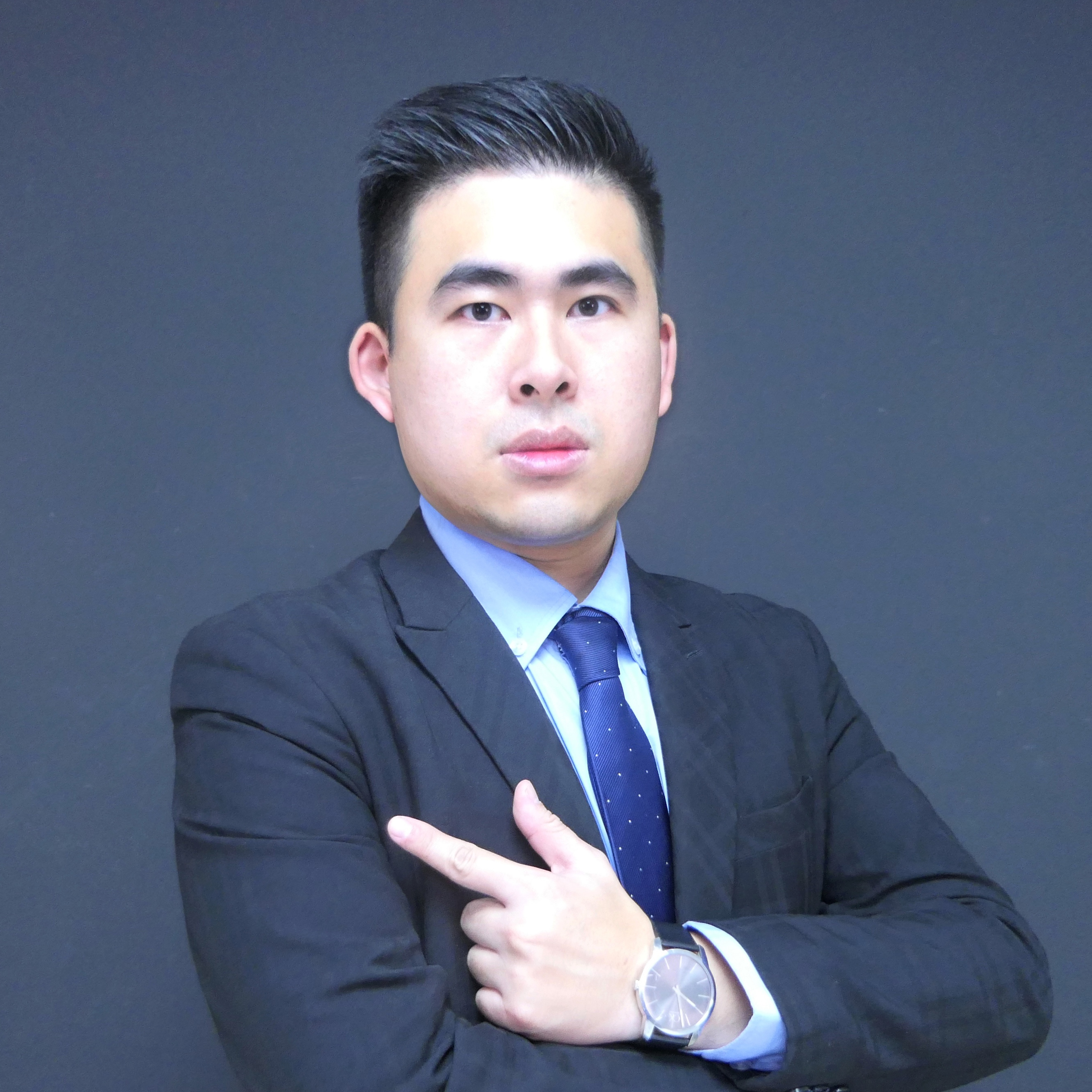 王炳忠:和大家互动约一个月,荣获"好看视频"新人榜第一名!