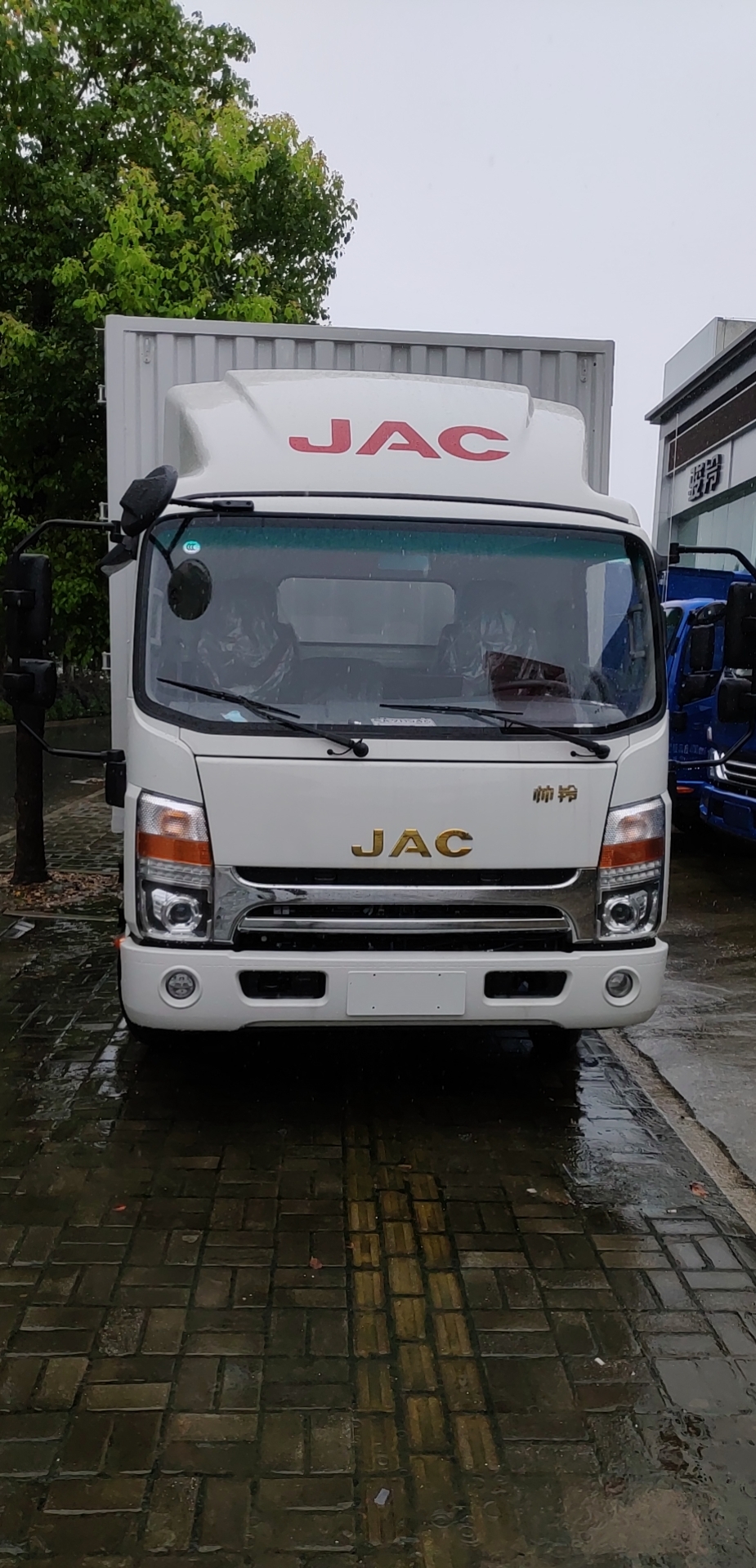 小巧玲珑 骏铃e3