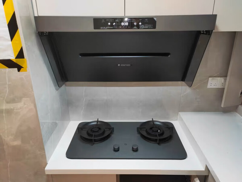 小米p1净烟机燃气灶两件套怎么样?体会:高性能,智能操作