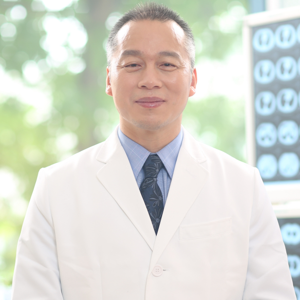 膀胱镜检查很痛苦,可以用b超或ct代替吗?