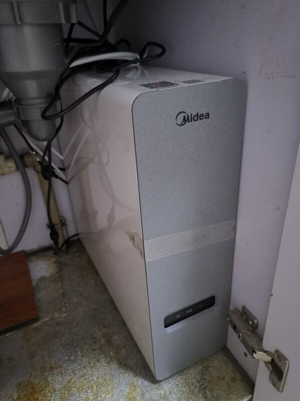 美的白泽1000g净水器怎么样?心得:高效过滤,智能操控