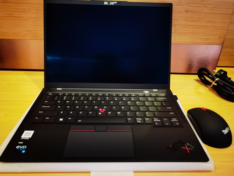 thinkpadx1 carbon筆記本電腦怎麼樣?體驗:卓越性能