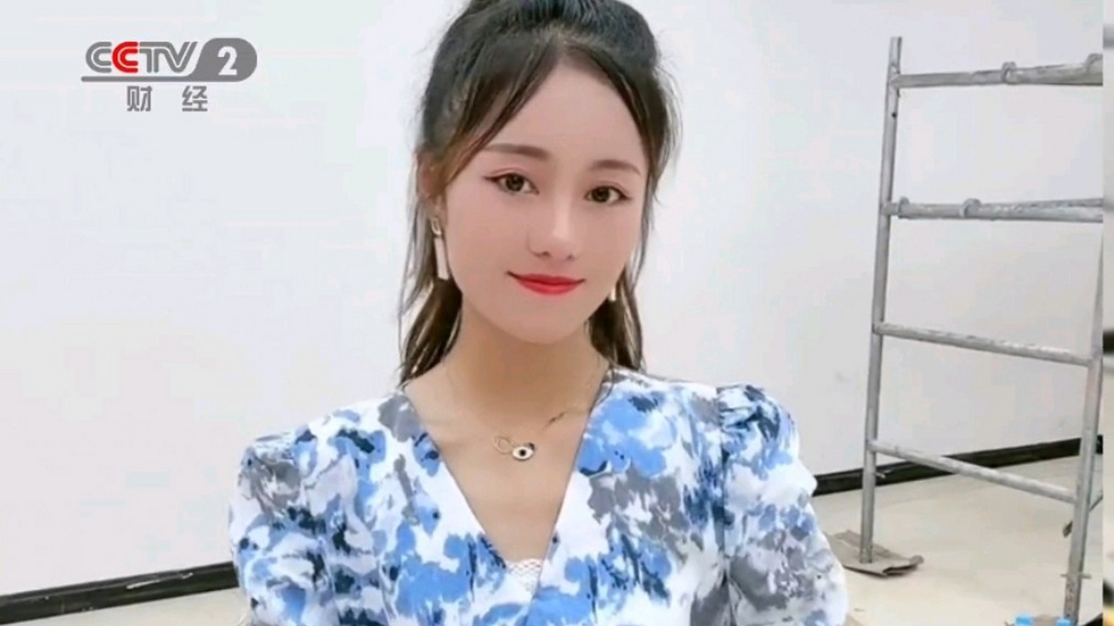 娟妹山歌#云贵山歌杰出新生代!现场山歌编词创作者优秀女歌手