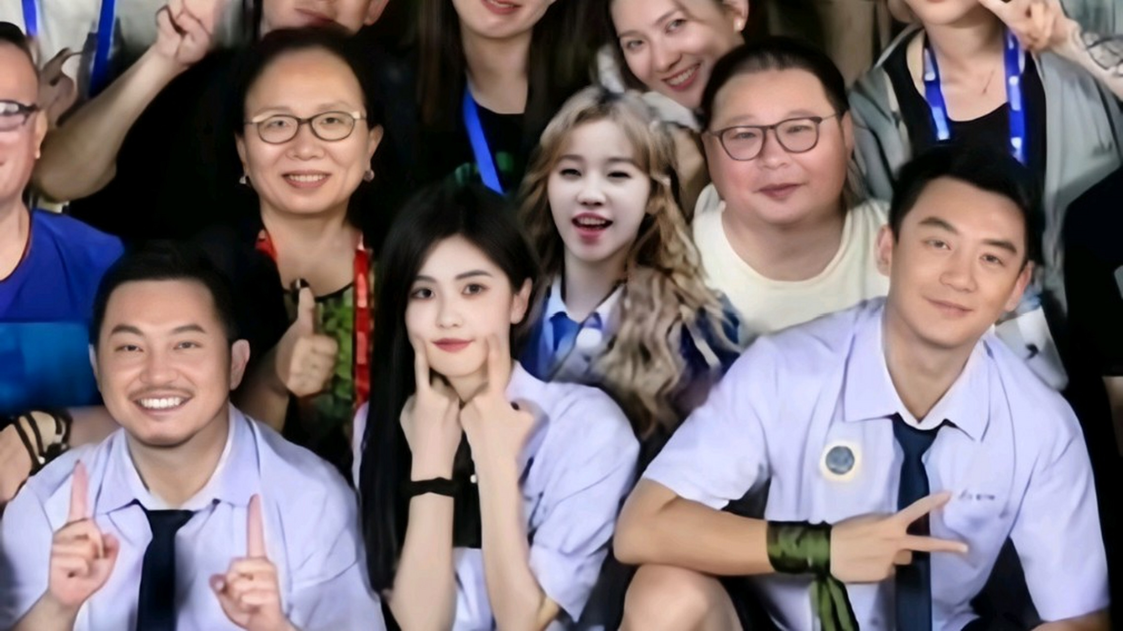 宋雨琦跑男合照是p上去的宋雨琦真是太忙了