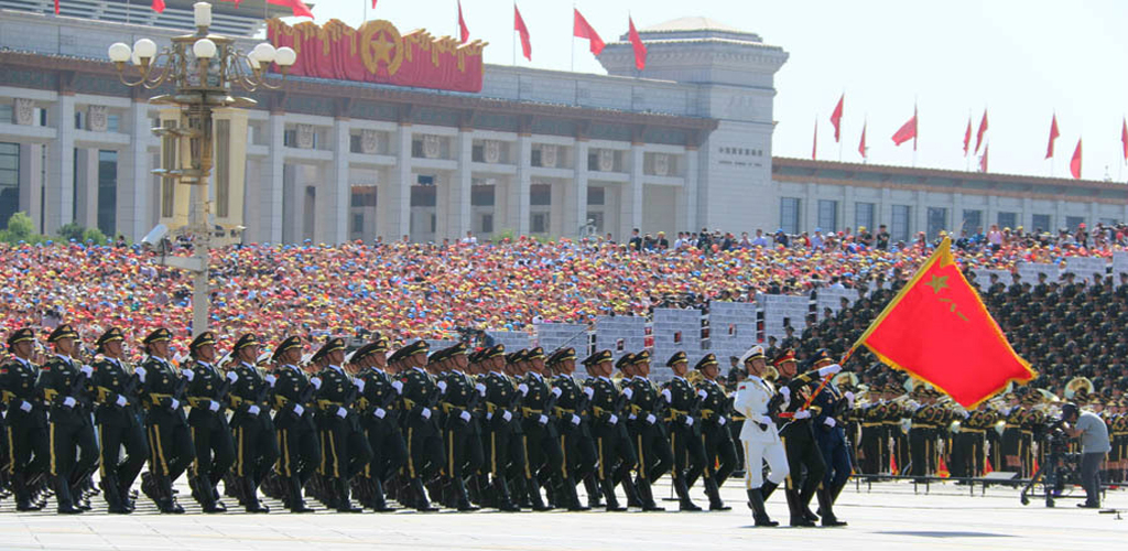 1949-2025阅兵-雪白的乌云