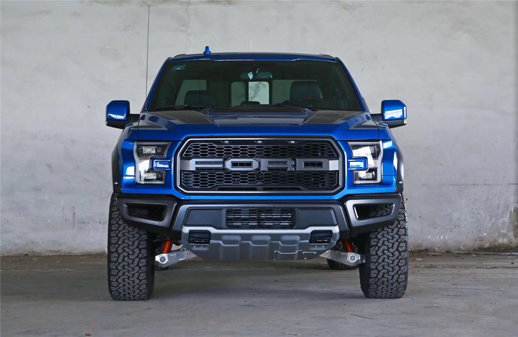 七个座的福特f150很少见,注定是少数人的选择