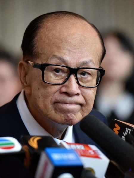 李嘉诚 霸气十足,简单几句话压迫力极强!-度小视