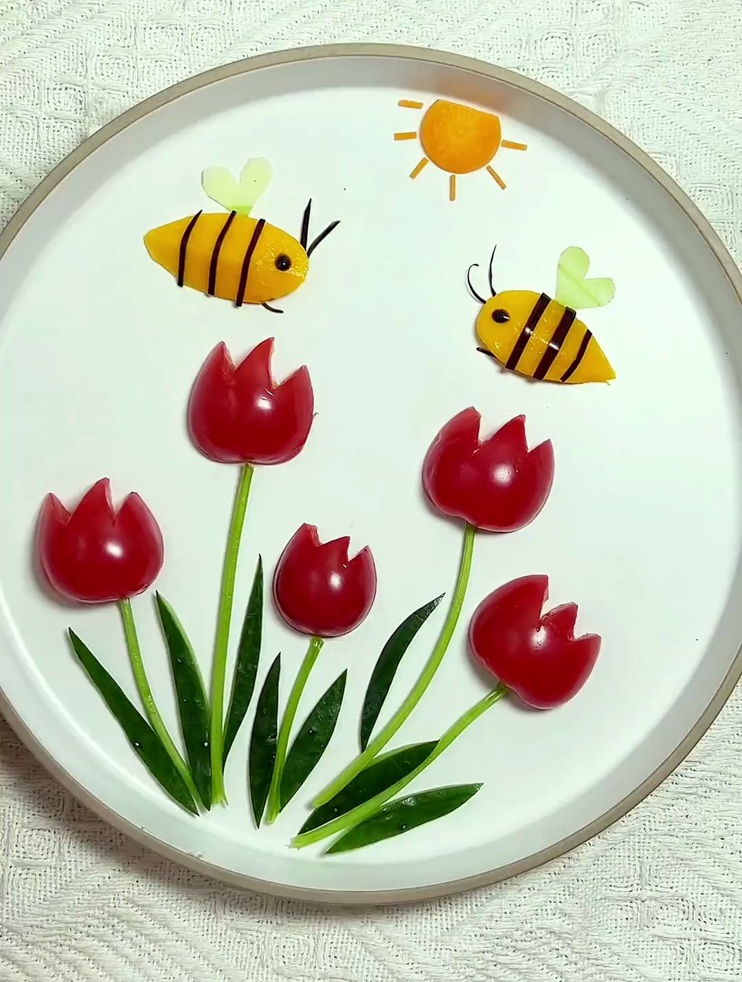 水果摆盘 创意美食 蔬菜创意拼盘做法 果蔬创意-度小视