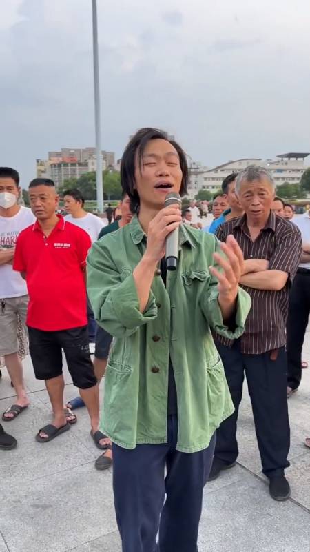 72万次播放.2022-06-19555流浪哥爱唱歌啊2.