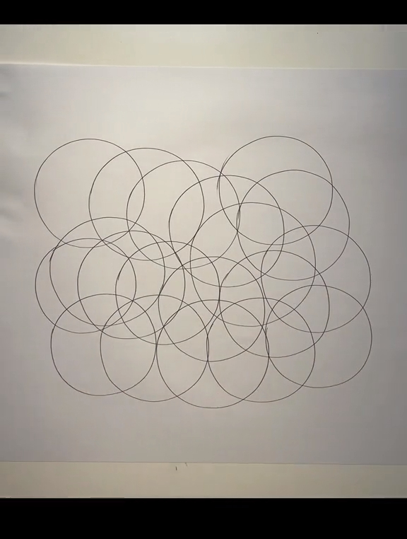 徒手画圆,你身边有能画出来的美术生吗