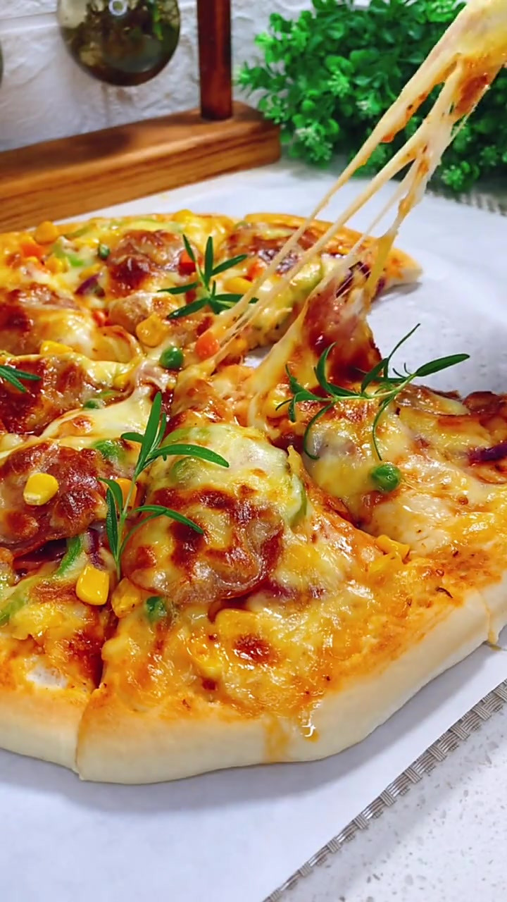 家庭版本简单易学芝士火腿披萨-度小视