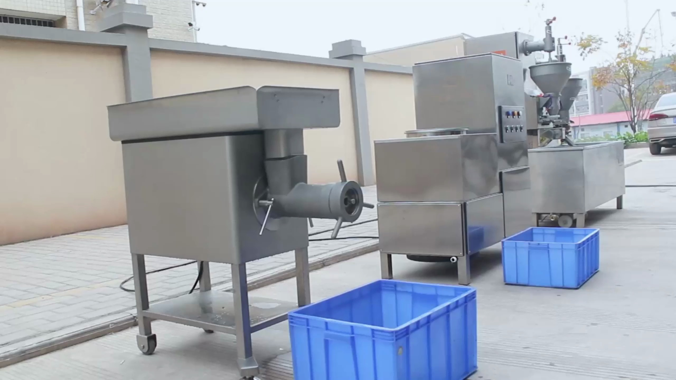 做牛肉丸需要用到哪些设备?全自动肉丸全套设备