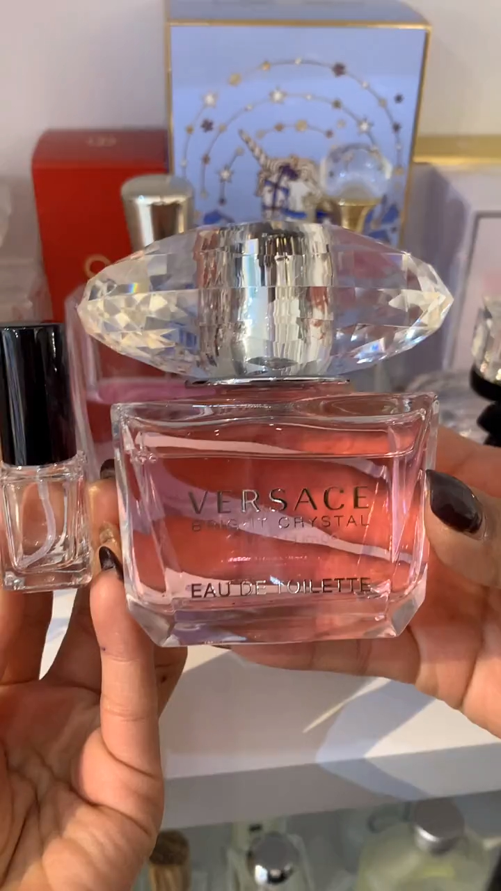 又纯又欲的高级香水 范思哲粉钻分装-度小视