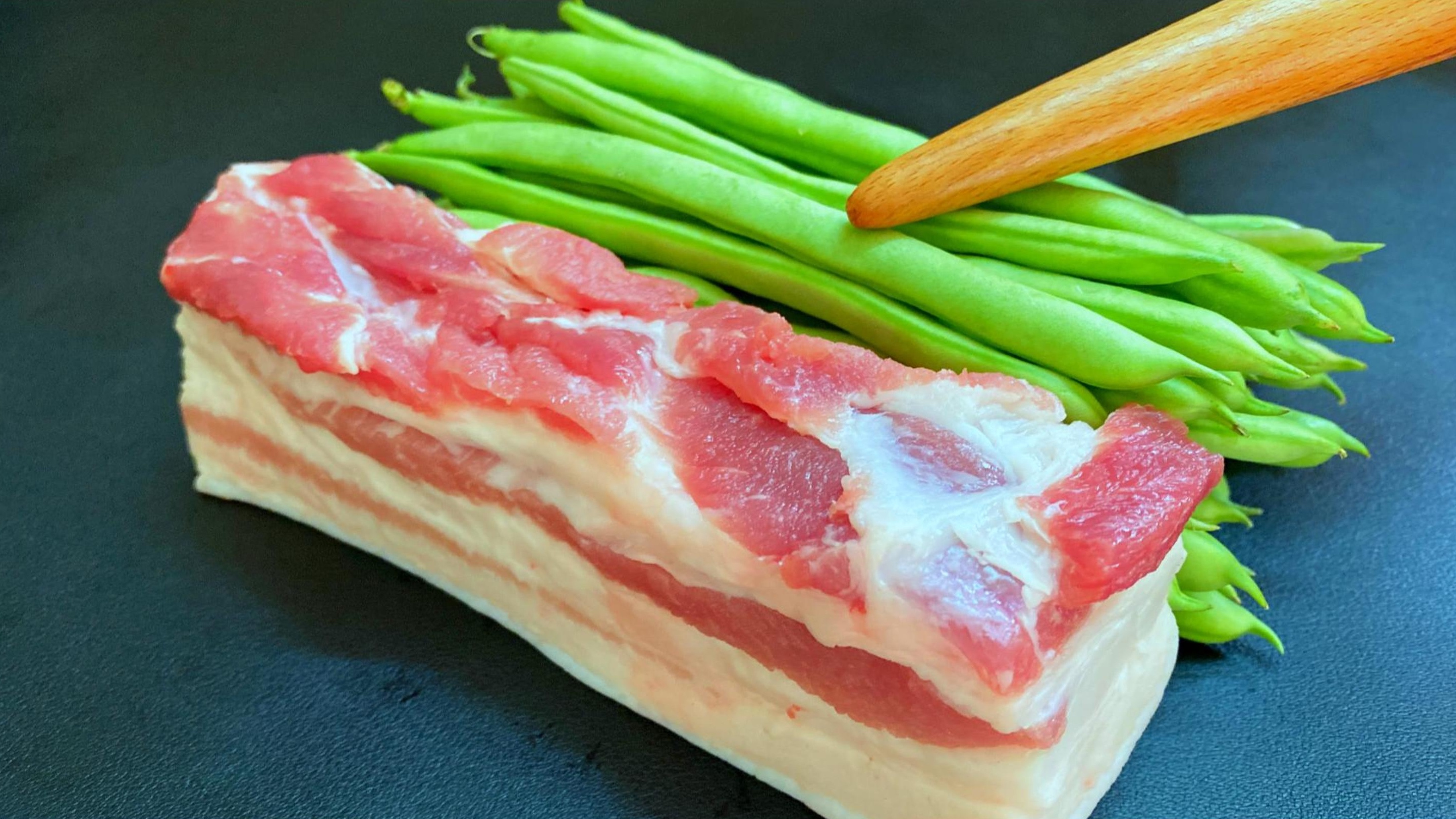 四季豆炒肉，好吃的家常下饭菜，清甜脆爽，翠绿不变色一盘不够吃