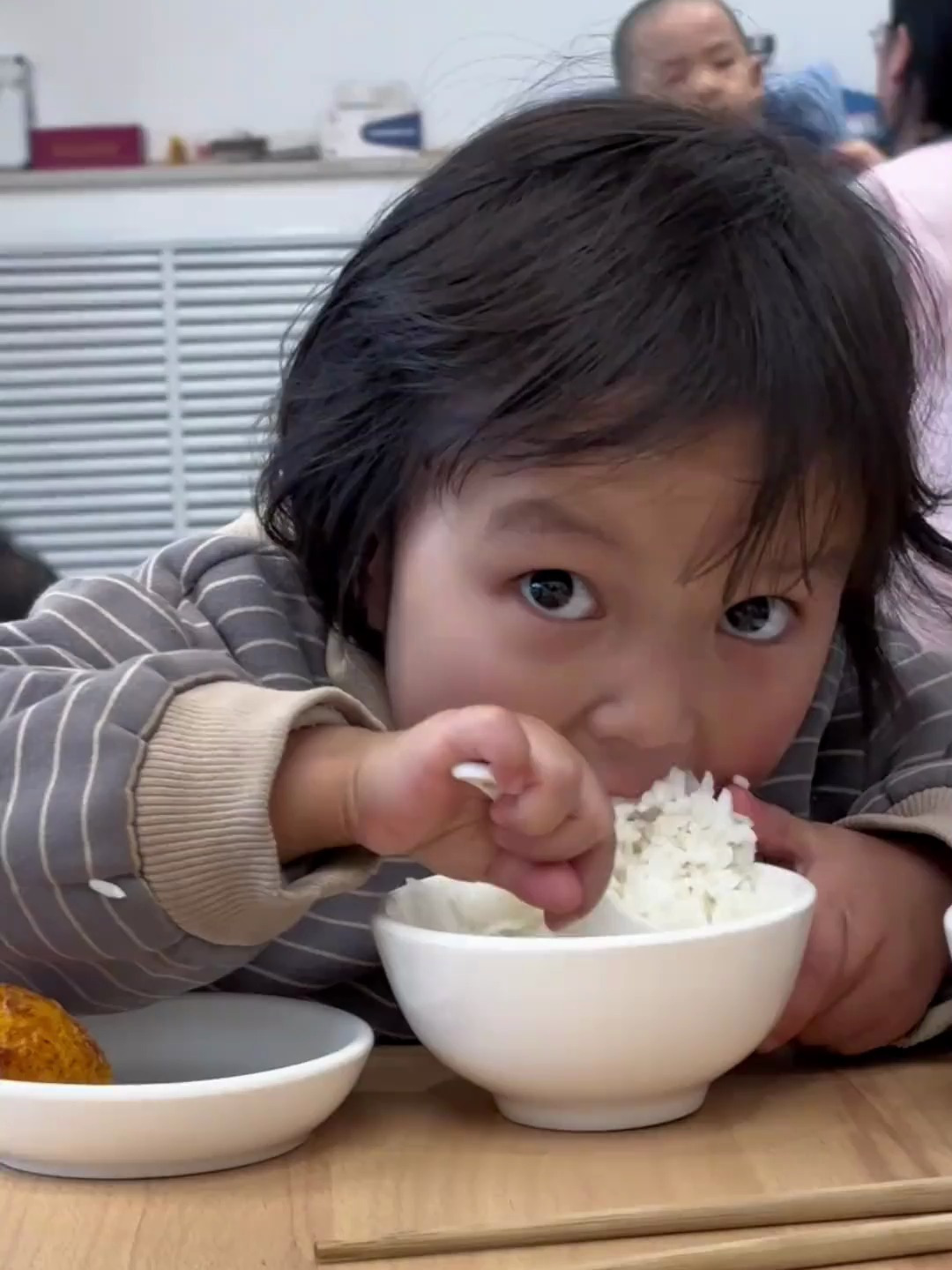 认真干饭的宝子啊