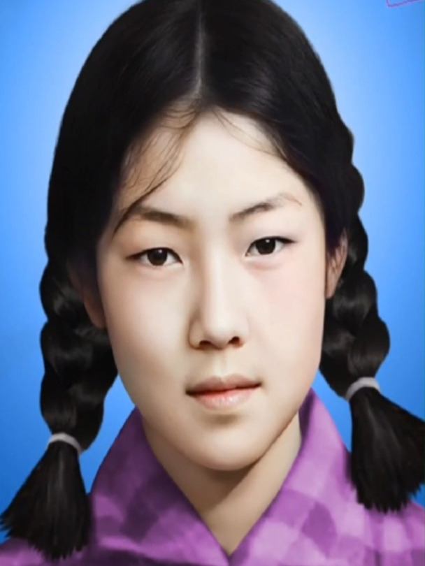 78年的同学合影给小姨修一张单人照,给姨夫看看小姨年轻的模样