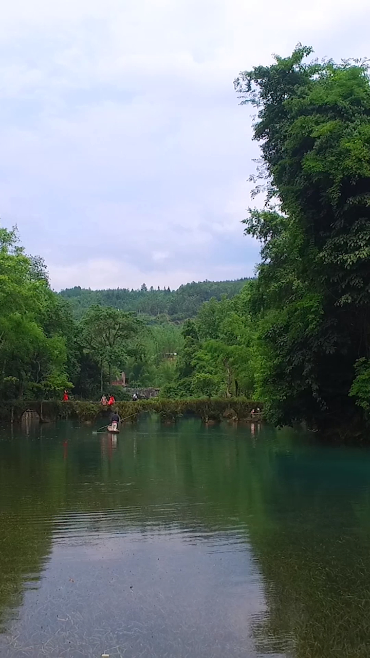 荷都安龍,秀靈山水,秀麗興義,山地玩都!-度小視