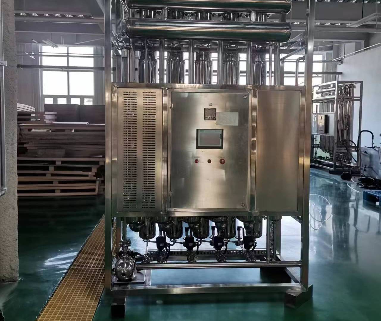 nld多效蒸馏水机