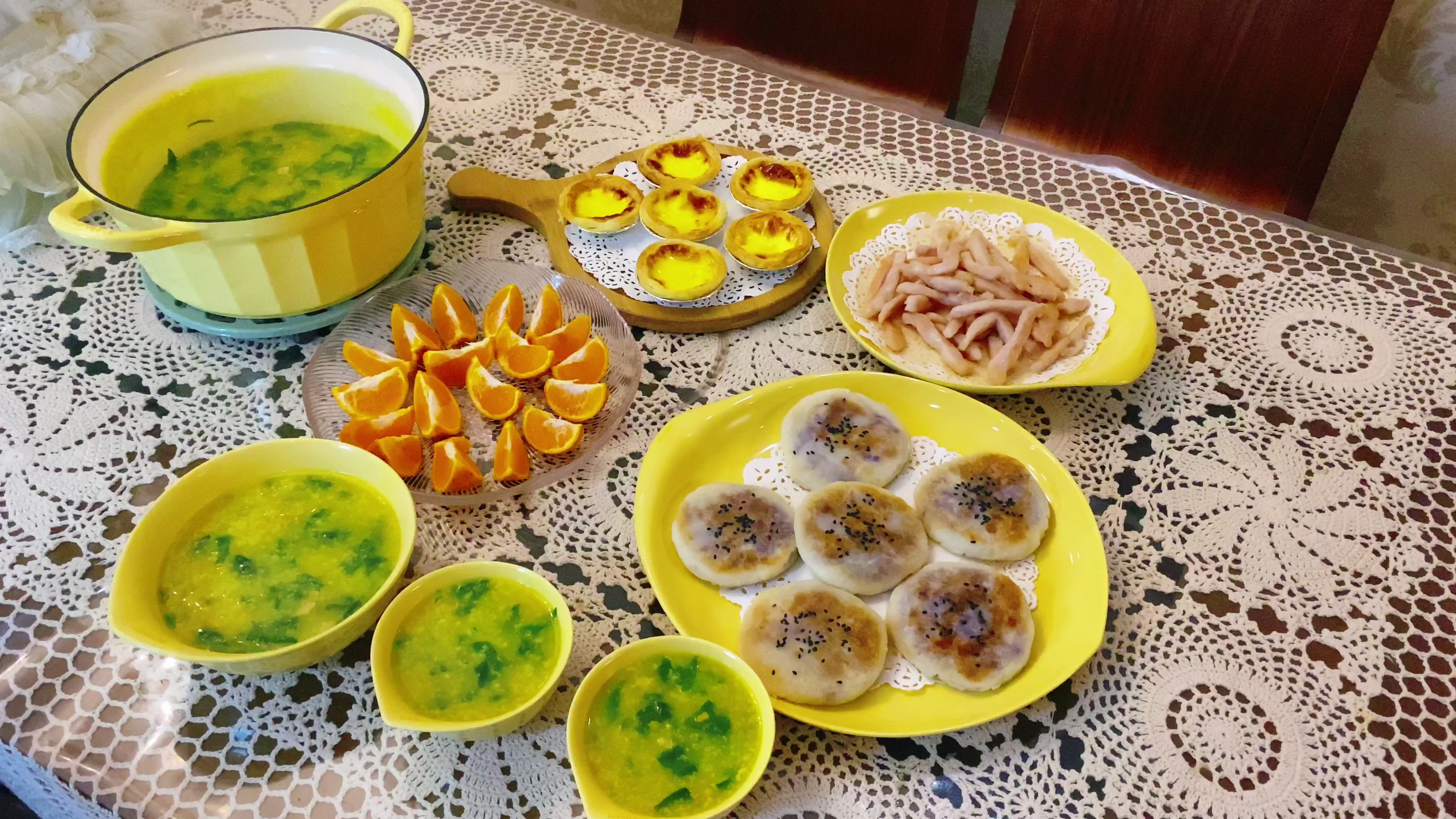 早餐不知道给孩子吃啥,教你做有营养的瘦肉时蔬粥、山药奶酪饼
