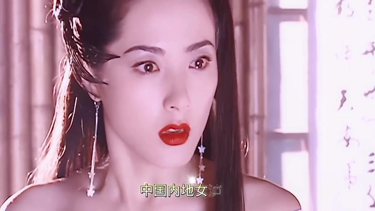 演员曾黎,曾被称为中戏校花,却错失张艺谋的戏