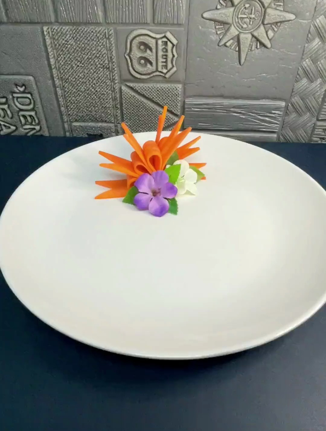 简单又好看的胡萝卜盘饰摆盘技巧教程