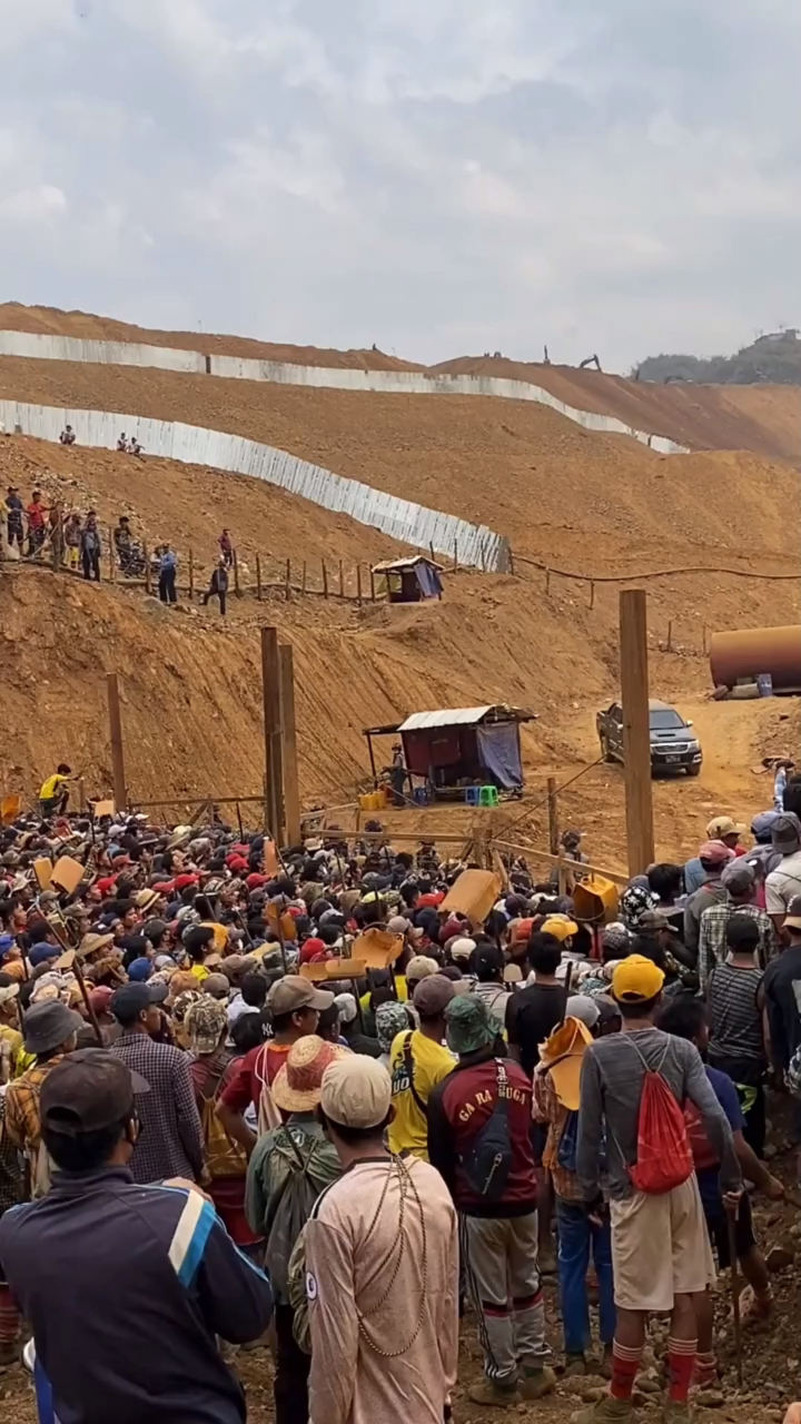 实拍缅甸翡翠矿区:零距离带你体验挖玉人的艰辛!