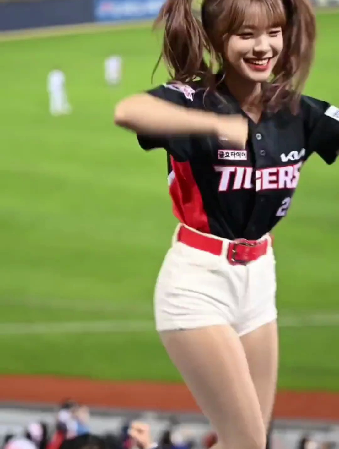 韩国足球宝贝现场助阵卡塔尔世界杯