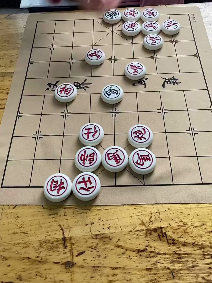 象棋残局,一马当先