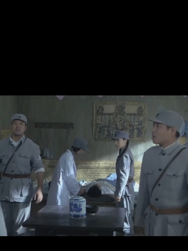 雪豹坚强岁月周男人晕倒张仁杰还在狗叫气得队员要打男子