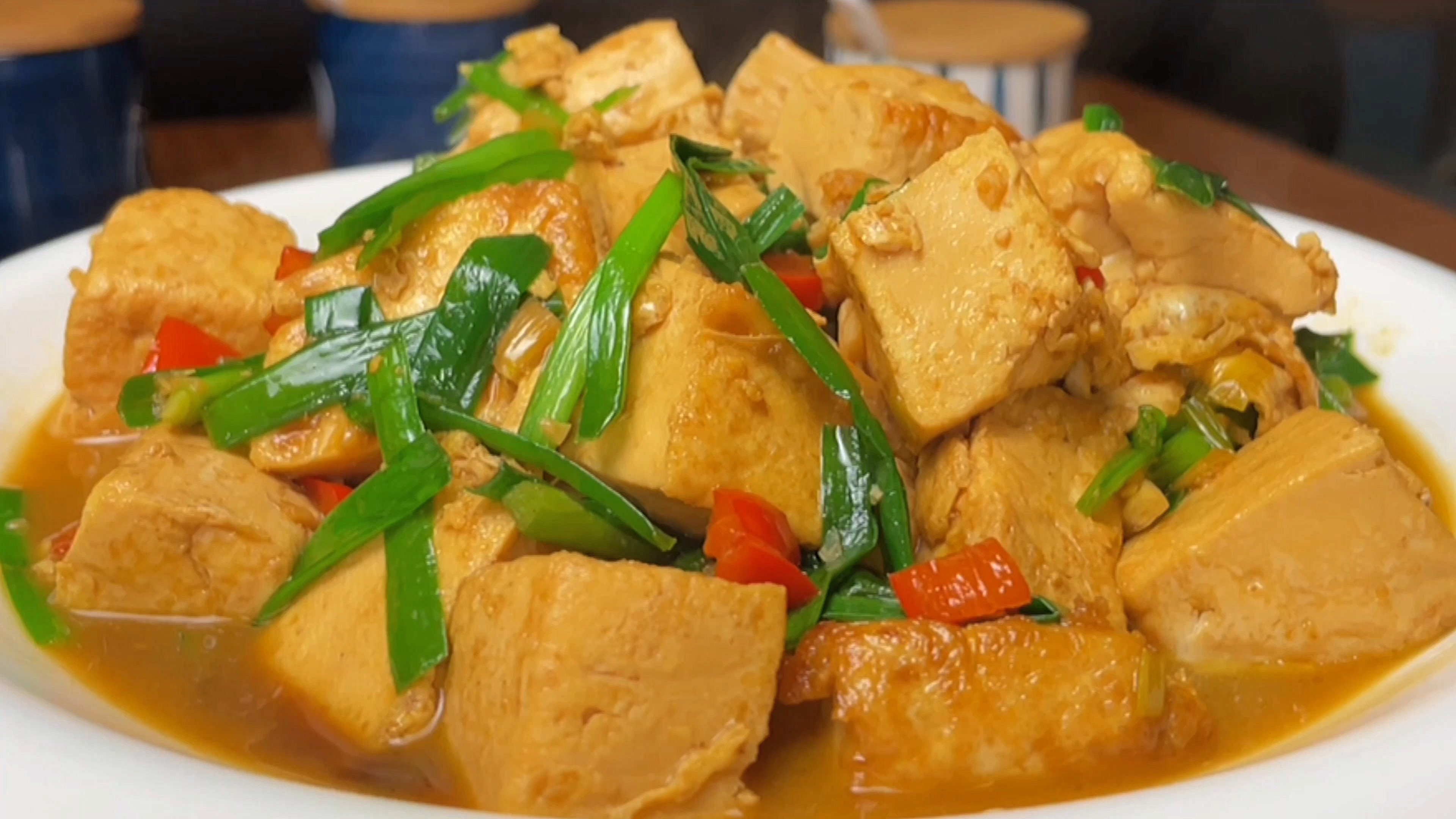 这才是豆腐最好吃做法，懒人做法，比麻婆豆腐还好吃，上桌就光盘